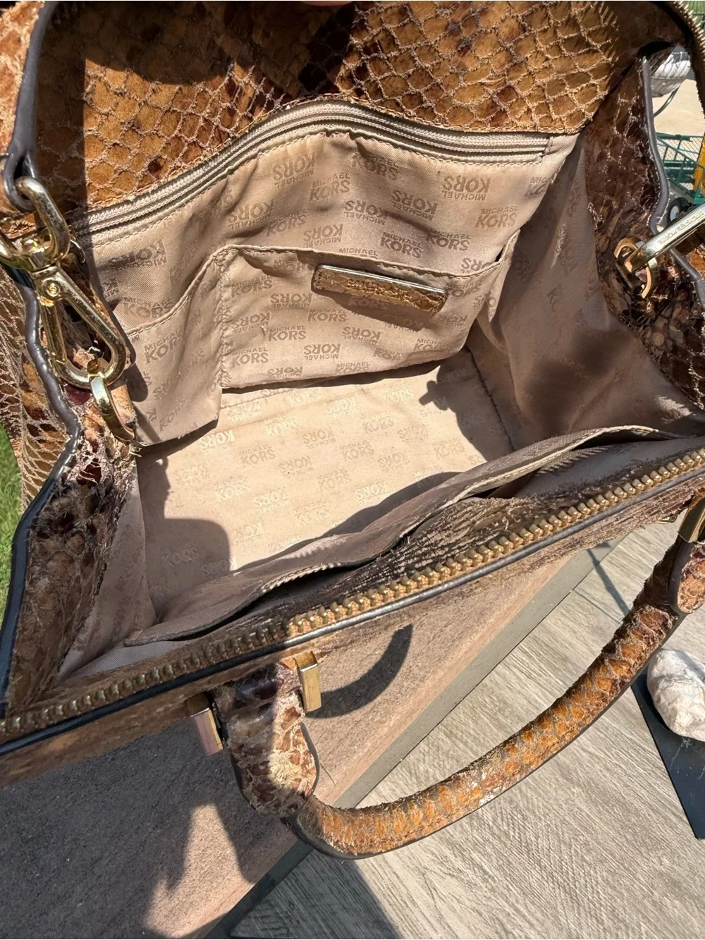 EUC Michael Michael Kors Hudson Snake-Embossed Leather Satchel Crossbody Bag